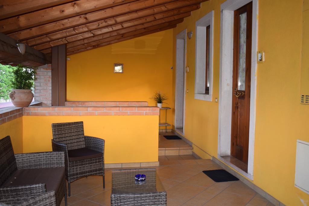 索马坎帕尼亚 Agriturismo Fior Di Pesco酒店 外观 照片