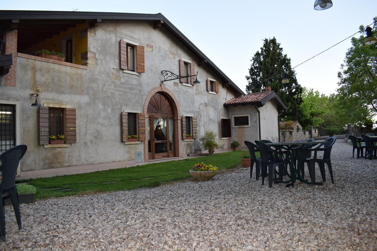 索马坎帕尼亚 Agriturismo Fior Di Pesco酒店 外观 照片